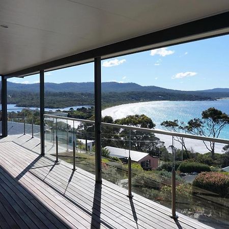 Sea Eagle Cottage Amazing Views Of Bay Of Fires Binalong Bay Exteriér fotografie